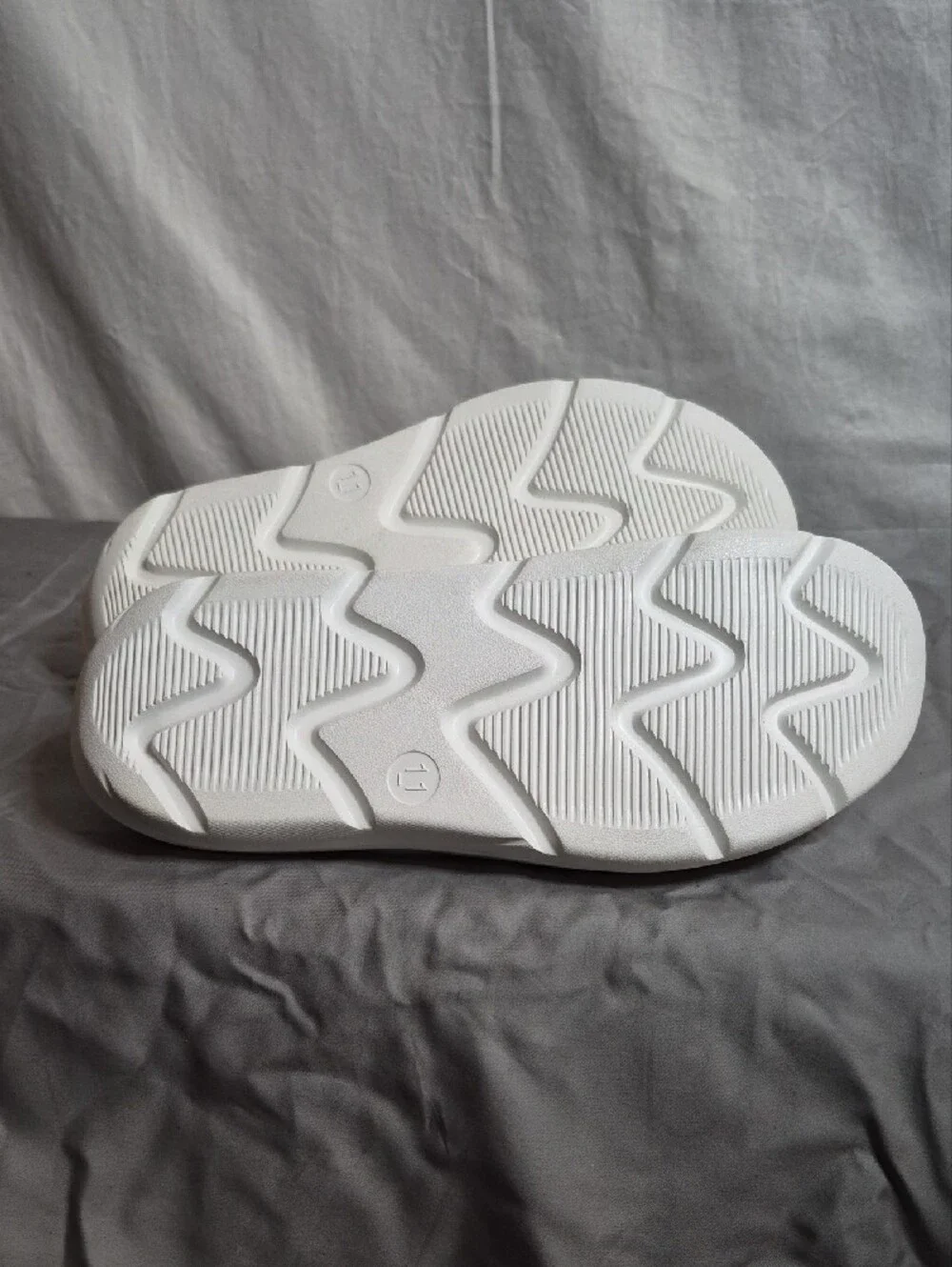 all in motion White Men's Sandals